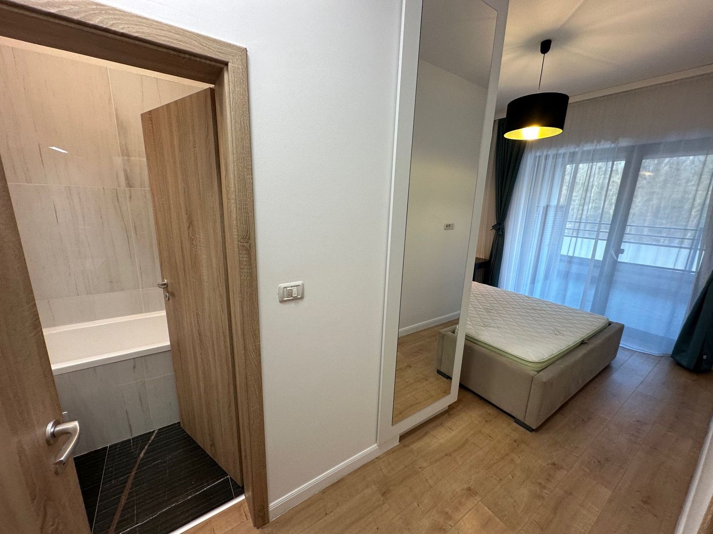 Apartament cu terasa mare zona Lipovei - intrare Dumbrăvița - Poză 21