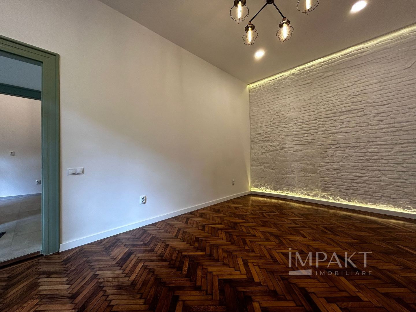 Spatiu cu 3 camere spre inchiriere in centru! - Poză 2