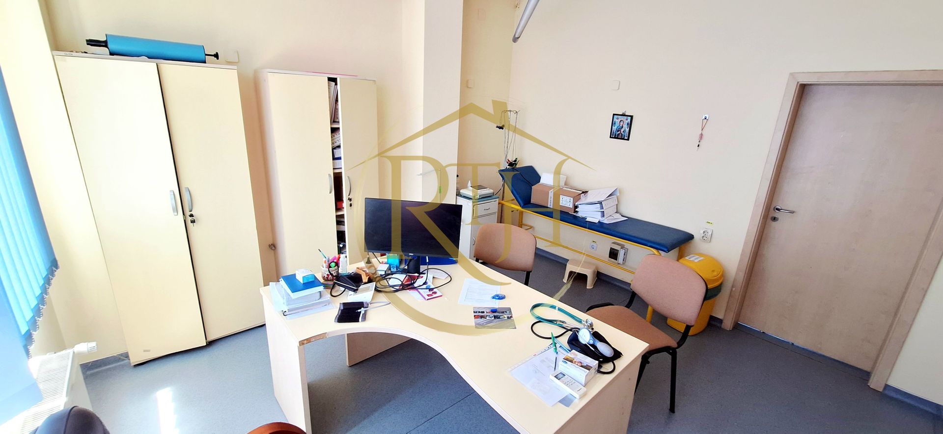 Oferim spre inchiriere, Cladire ideala pentru Clinica, Centru medical etc - Poză 12