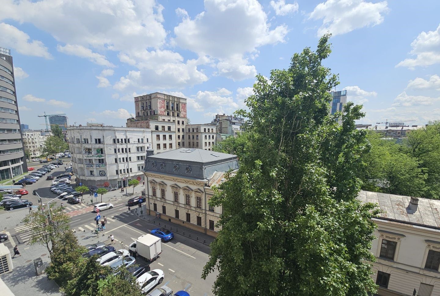 Inchiriez 2 camere Piata Victoriei - decomandat (proprietar) - Poză 6