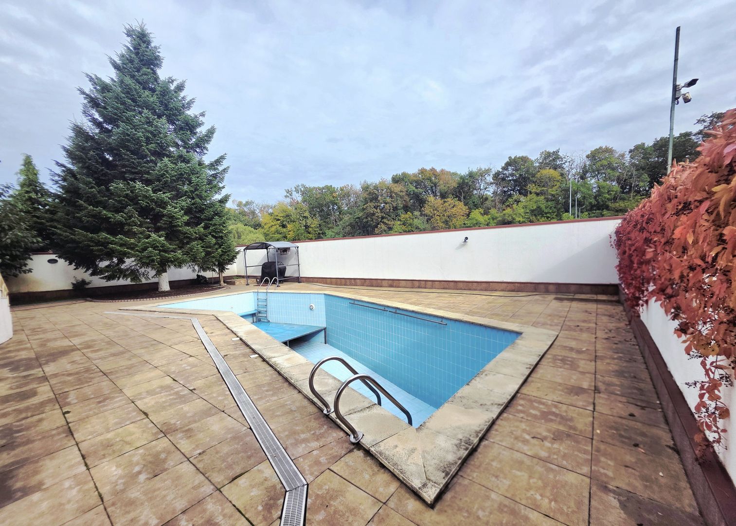 Vilă excepțională cu lift, piscina și teren de 1000 mp | VOLUNTARI - Poză 18