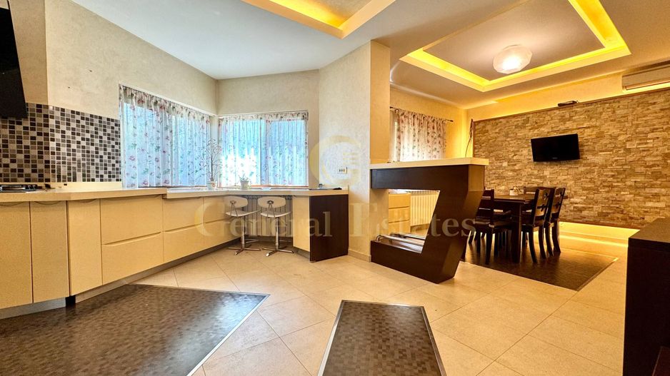 Vînzare Casă în 3 Nivele -Hlincea - 343 m.p. - Poză 13