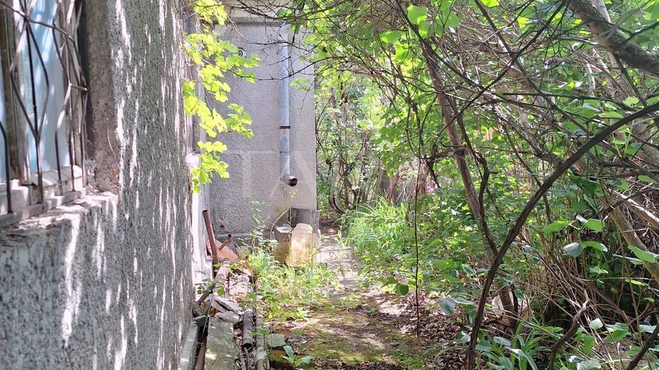 Casă cu 3 camere și teren generos, în Andrei Mureșanu - Poză 3