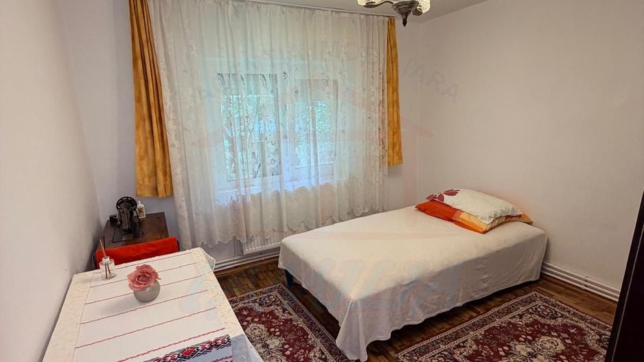 Inchiriere apartament 2 camere, Micro 21, parter, 50 mp, 1800 RON/Luna - Poză 7