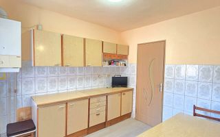 Apartament 3 Camere Suprafață Generoasă - Poză 12