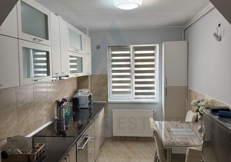 Apartament modern 50 mp utili etaj 2 lift si parcare privata Terezian - Poză 5