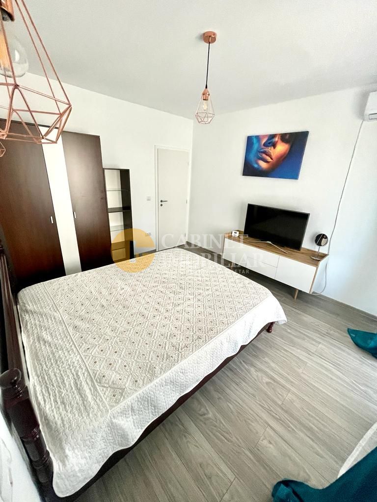 Etaj 2 Apartament 3 camere - 93 mp mobilat-utilat Loc parcare - Poză 2