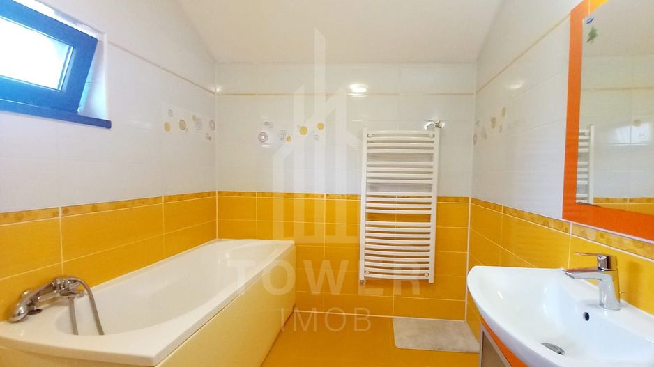 Proprietate deosebită de vânzare în Șelimbăr (zona Dracula) - Poză 16