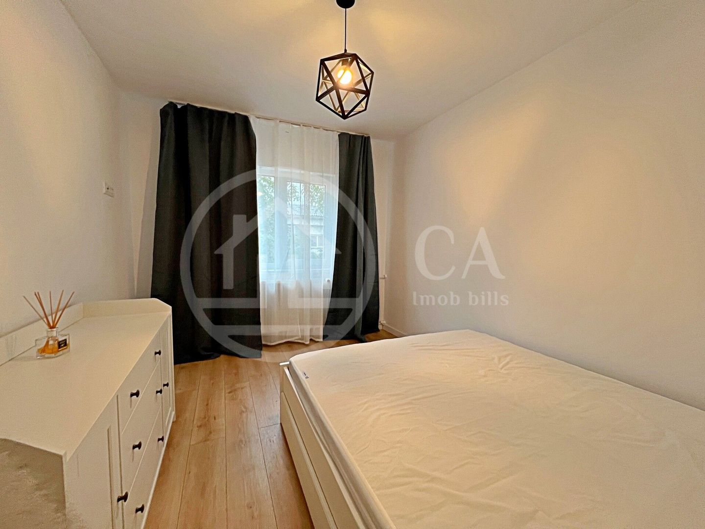 Apartament cu 3 camere de inchriat in zona Decebal, Oradea - Poză 11