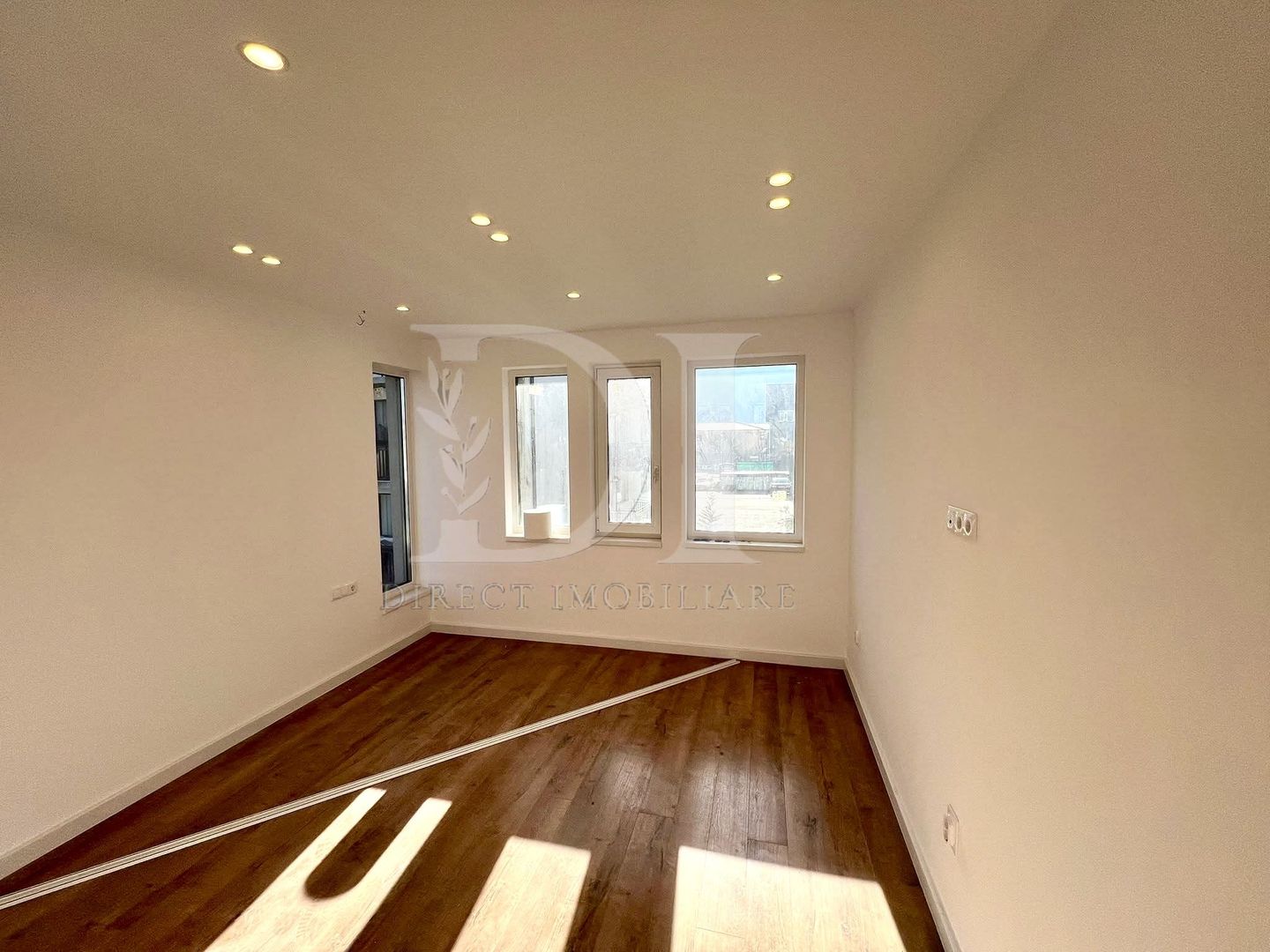 Duplex ultrafinisat / Zona Terra - Poză 21