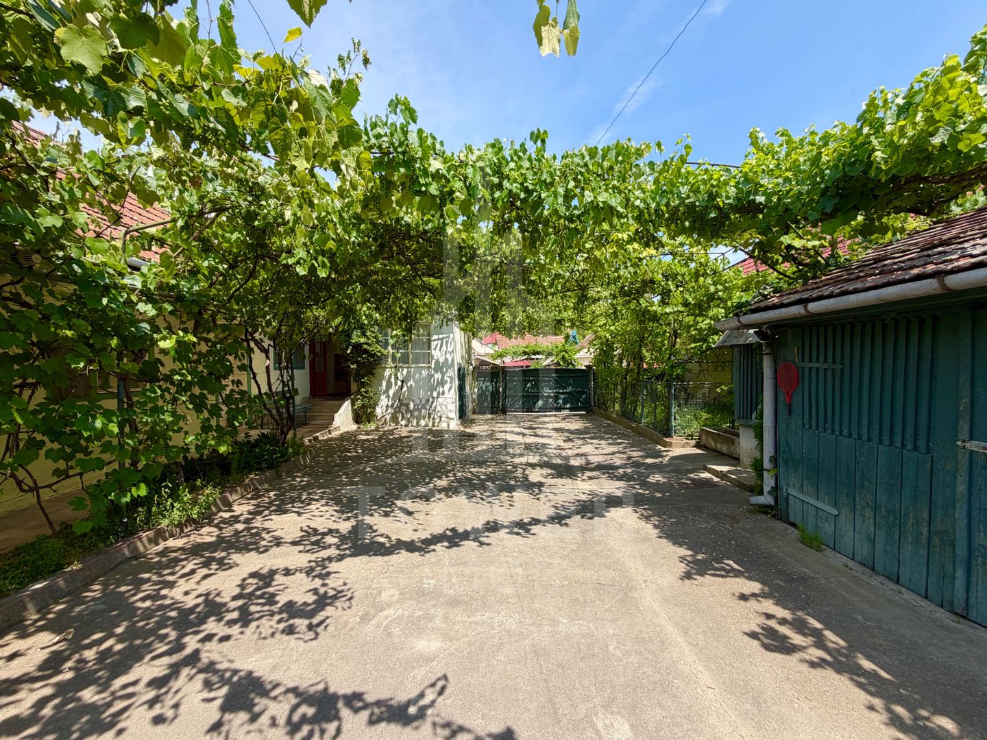 Casă de vânzare-teren 2.300 mp| Ocna Sibiului - Poză 9