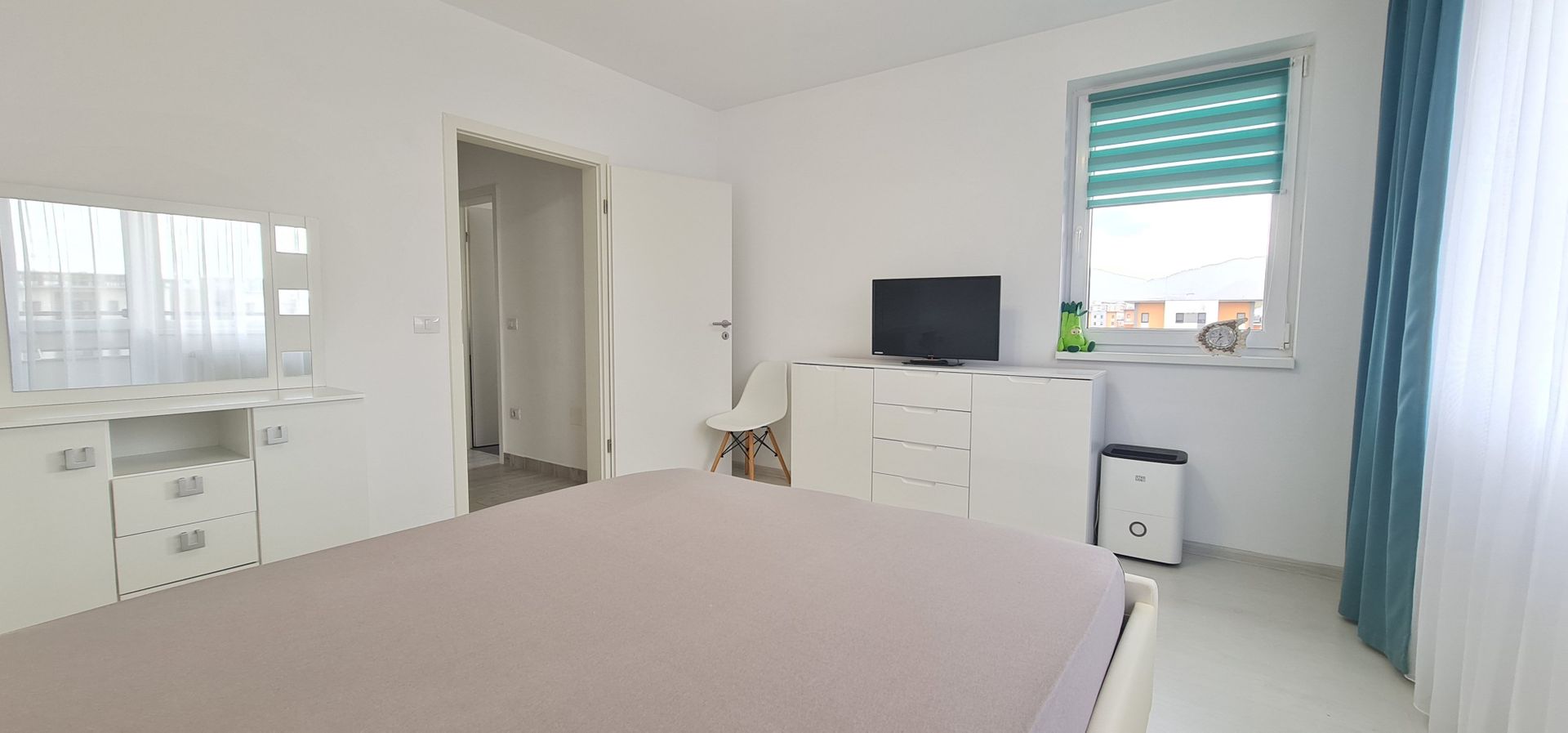 2 camere mobilat utilat priveliste deosebita cartier Tractorul - Poză 7