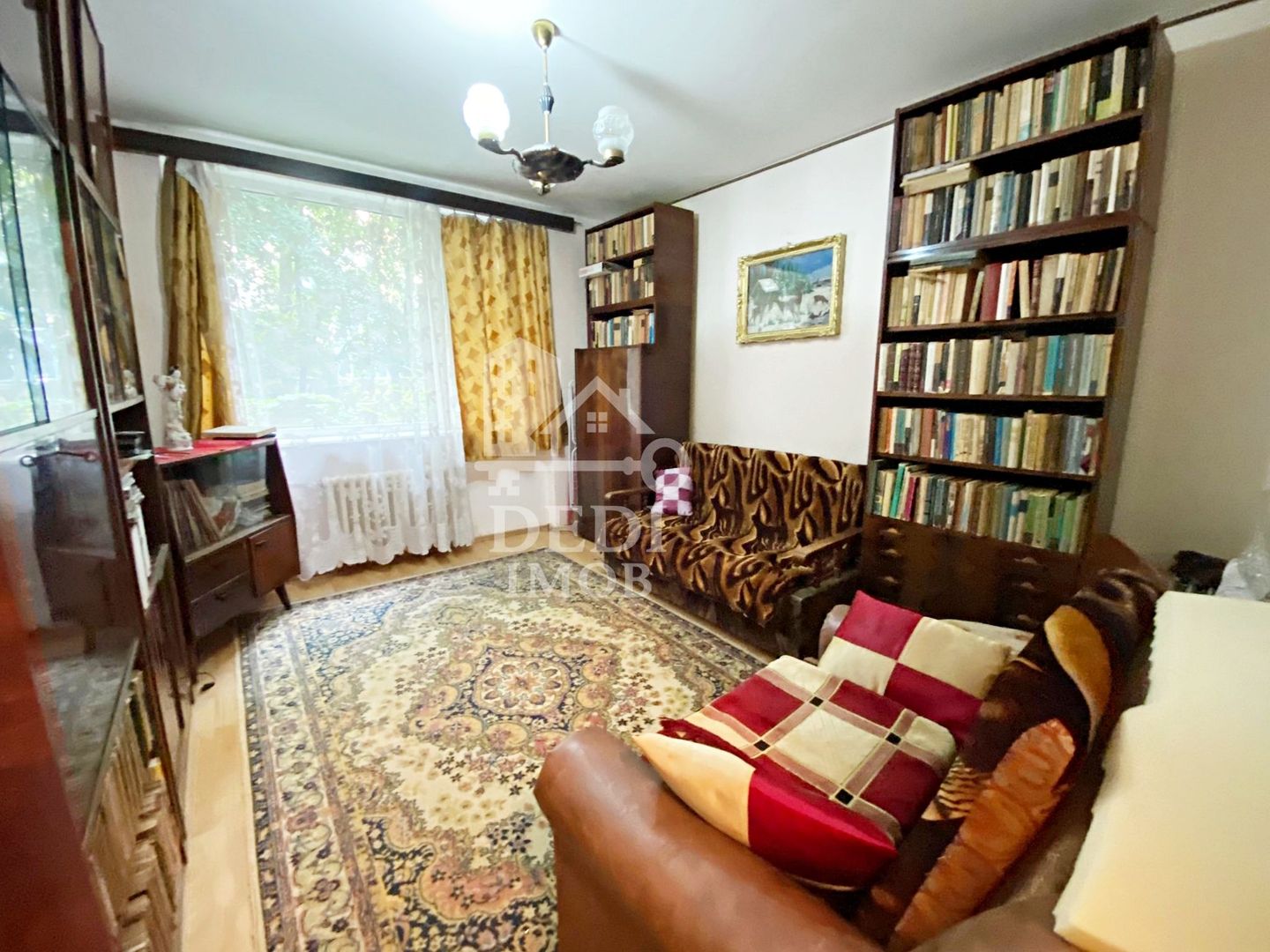 Apartament cu 2 camere de vanzare zona Rogerius, Oradea - Poză 1