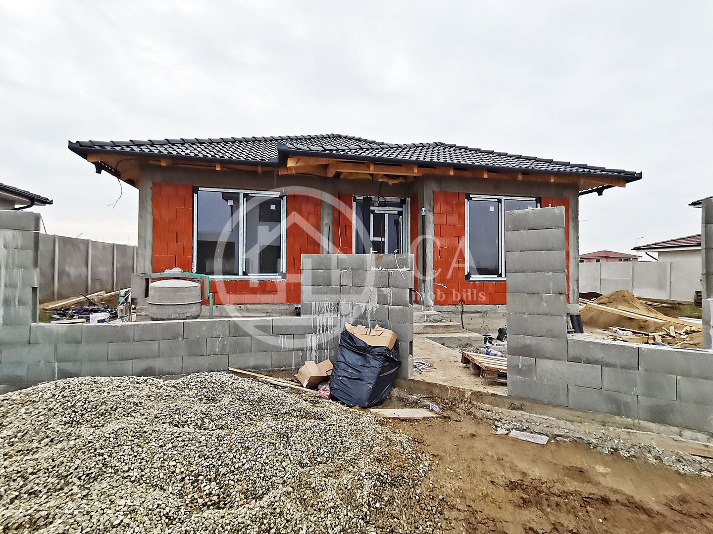 Casa de vanzare cu 4 camere in Oncea, Oradea - Poză 3