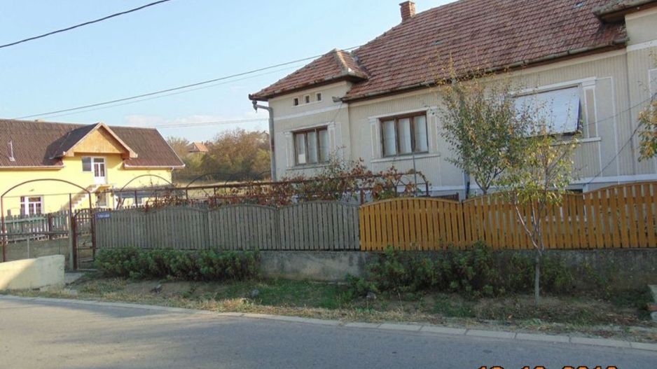 Casa Tasnad zona Strand - Poză 1