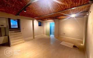 Oportunitate!Spatiu comercial 3 camere+apartament 2 camere la etaj,zona centrala - Poză 1