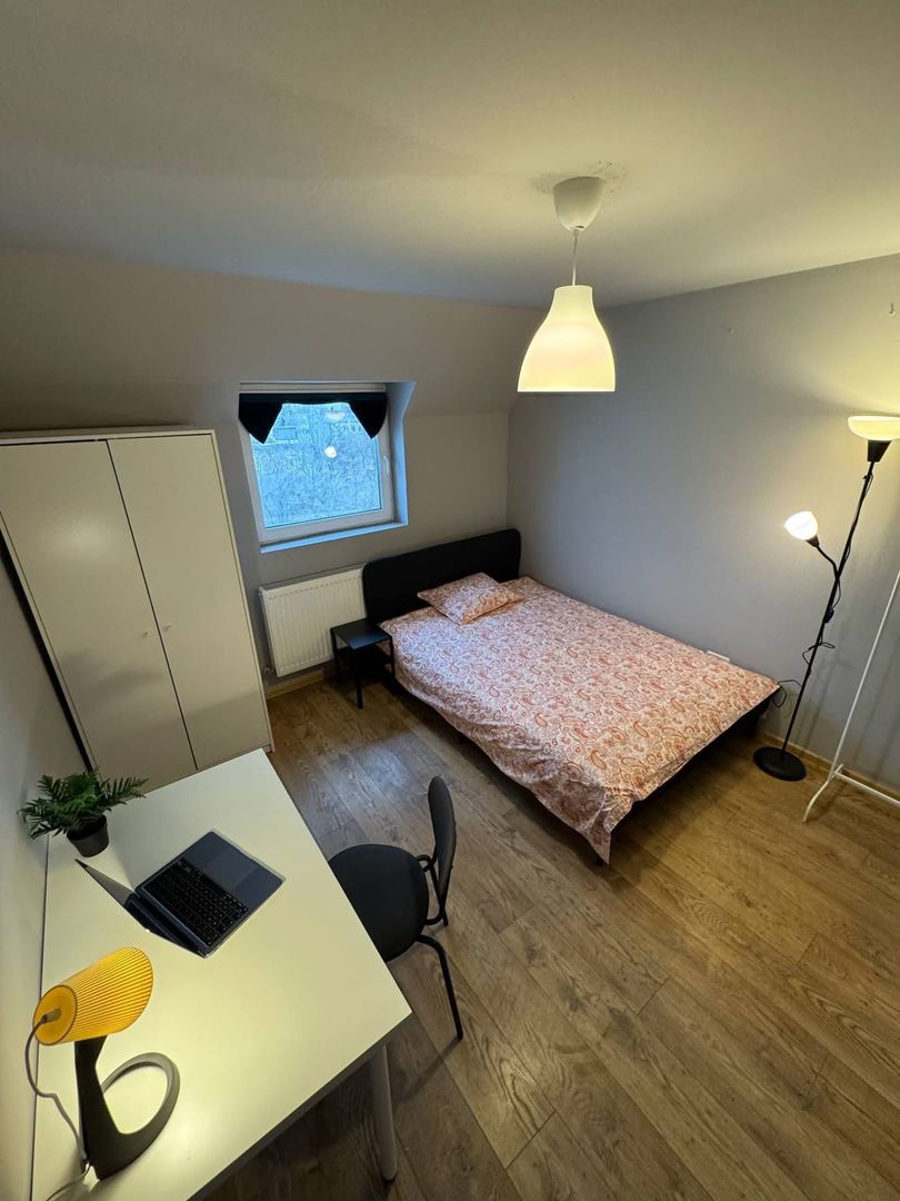 Room for rent | Bills included | Erasmus | Romana | Ateneu - Poză 6