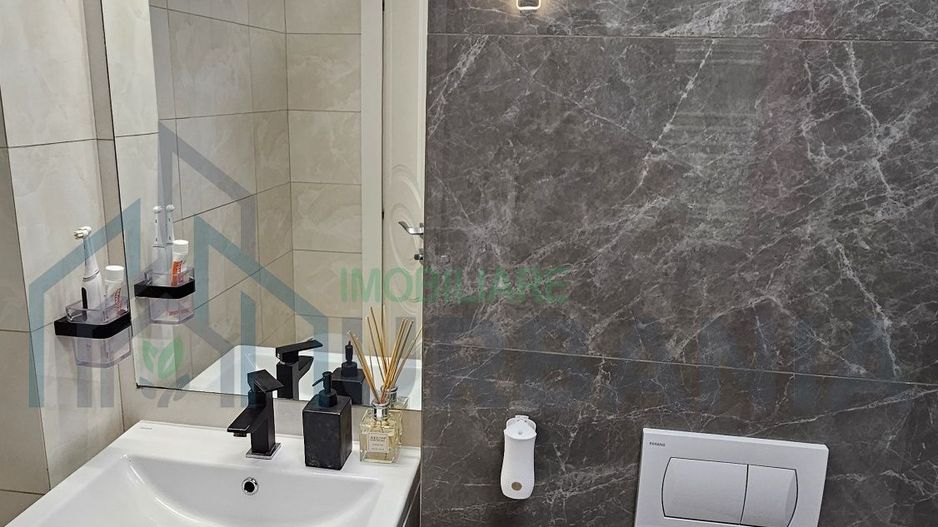 De vanzare apartament 2 camere full utilat cu loc de parcare. - Poză 4