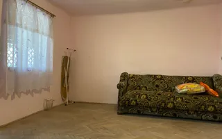 Vanzare casă cu teren generos în Săcueni, la 15 minute de Târgoviște - Poză 26