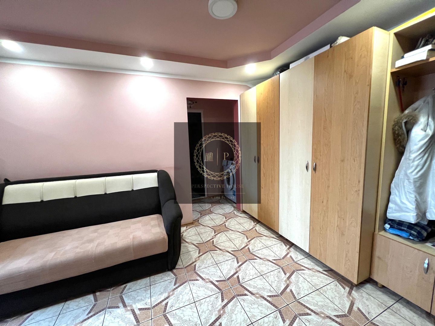 Apartament cu 2 Camere decomandat, mobilat-utilat, zona Carolina Mall - Poză 7