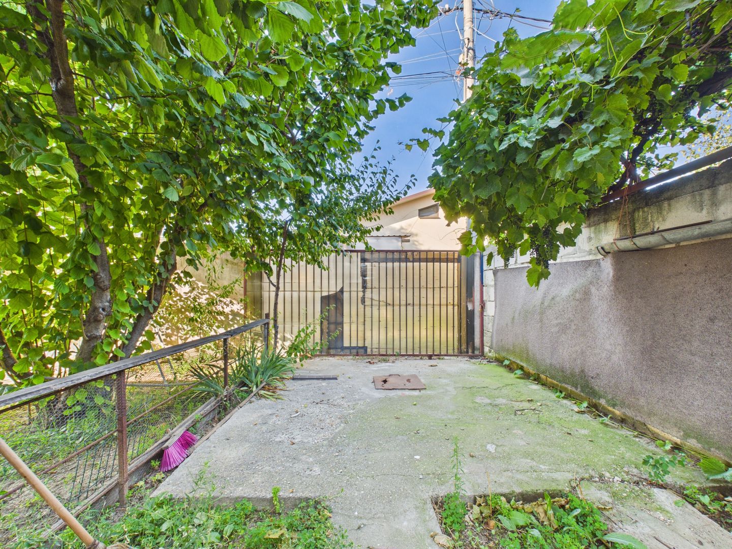 Casă individuala P + 1 + Pod - Pantelion - 130 mp utili - 200 mp teren - Poză 10
