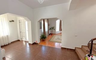 Casa P+1 - 703mp teren - 176mp casa - panouri solare - Consul - Poză 6