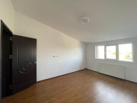 Duplex cu 4 camere la 190.000€, amplasament excelent| Mosnita Noua| - Poză 9