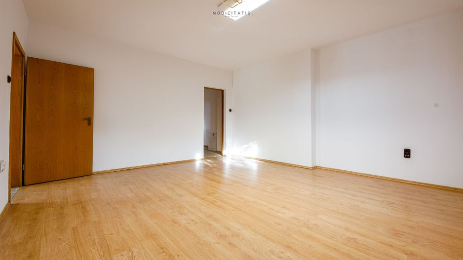 Inchiriat - Spatiu birouri 135 mp | Curte privata, 6 locuri parcare - Poză 26