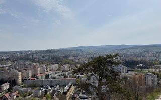 Casă generoasă cu panoramă și 256 mp terasă circulabilă - Poză 4