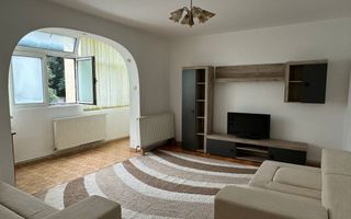 Apartament de 3 camere, decomandat, 70mp, zona strazii Parang - Poză 4