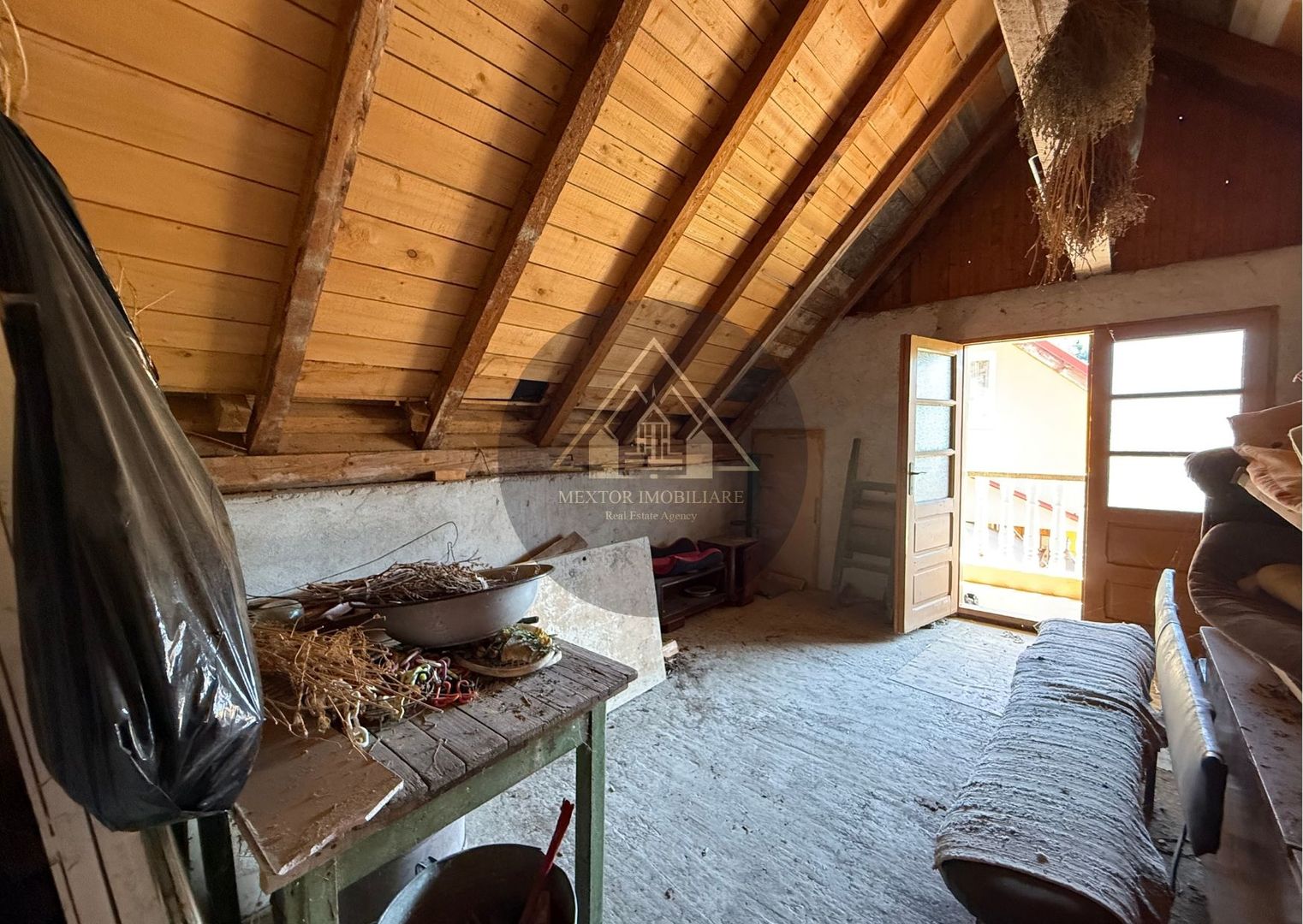 Casă Medias Vitrometan - Poză 19