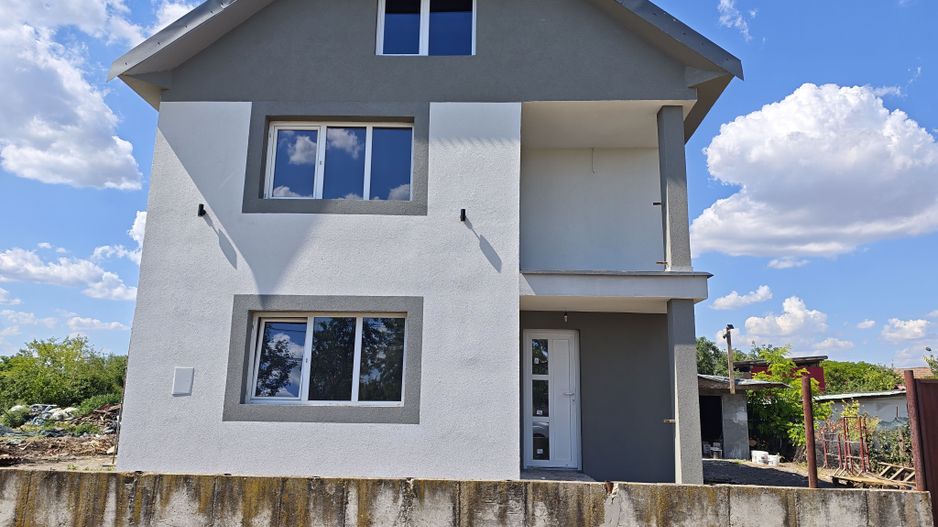 Casa Individuala Becicherecu Mic,P+M,4 Camere,2 Bai,Garaj - Poză 1