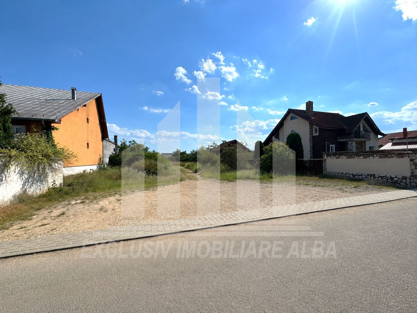 Teren intravilan | De vanzare | 2200 mp | 20 ml deschidere | Cetate - Poză 1