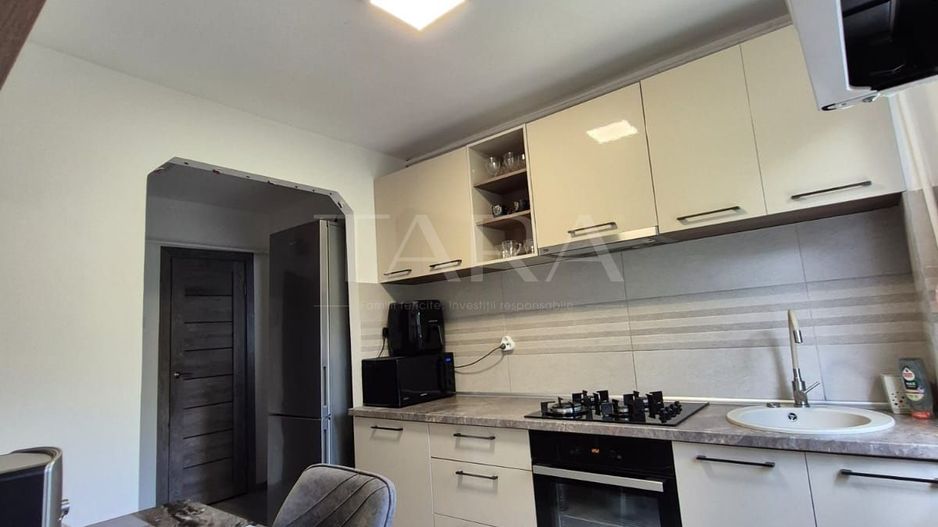 Apartament ultrafinisat cu 3 camere – Mănăștur, zona Flora. - Poză 3