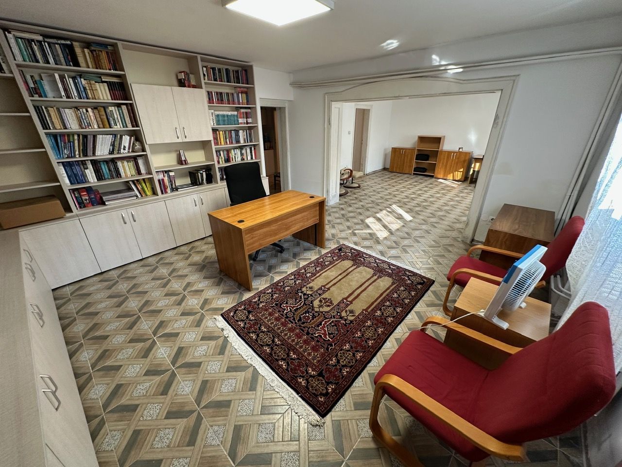 Casa in zona CENTRALA -  Take Ionescu - Poză 9