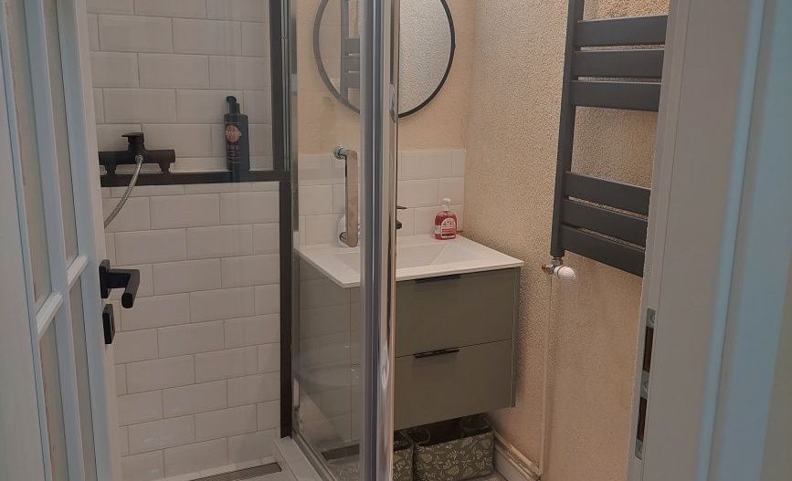 Apartament de vanzare 4 camere, colț Apusului - Poză 1