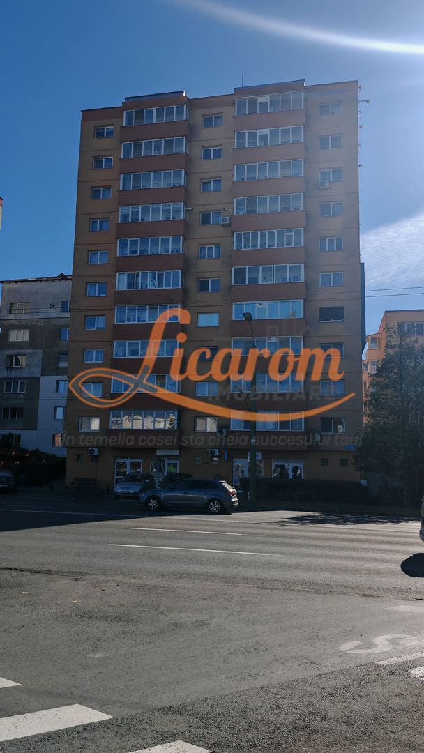 2 camere decomandat,BD Garii,etaj intermediar,pret pornire 103000 E - Poză 1