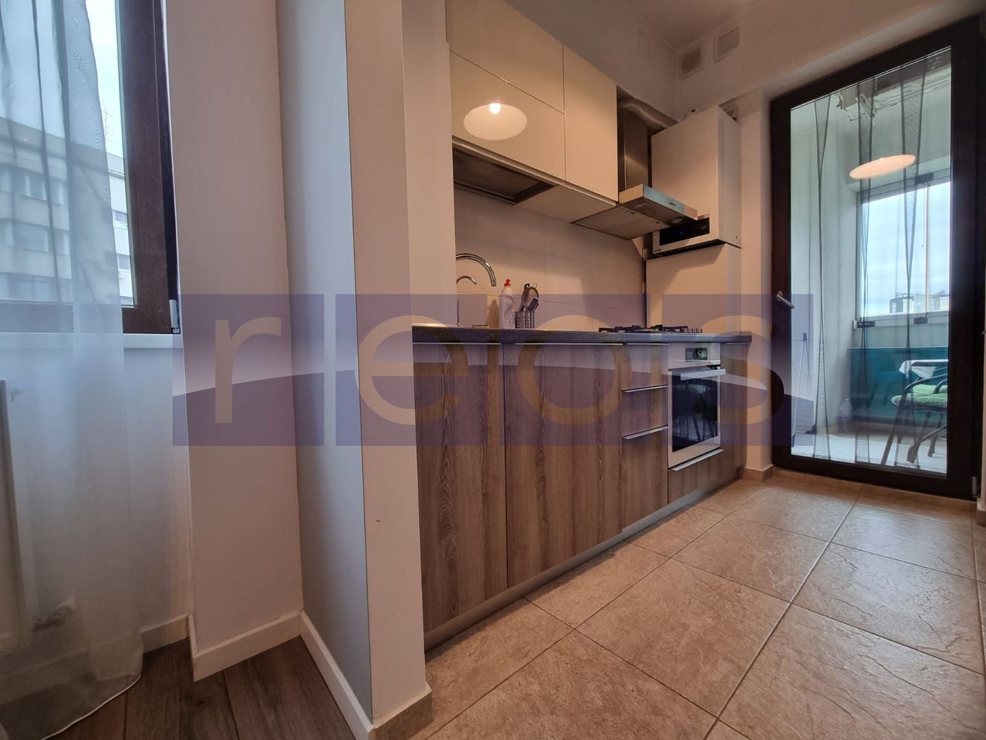 INCHIRIERE 2 CAMERE | DECOMANDAT | ZONA - NERVA TRAIAN - Poză 14