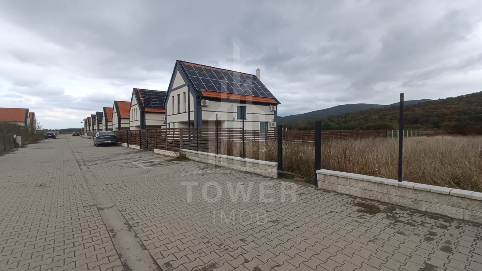 Teren de vânzare în Tălmaciu – zonă liniștită, cu priveliște spre munți - Poză 2