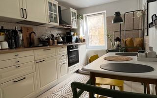 Garsoniera renovată 5 minute Parc Cișmigiu | Imobil fără risc | Centrală proprie - Poză 4