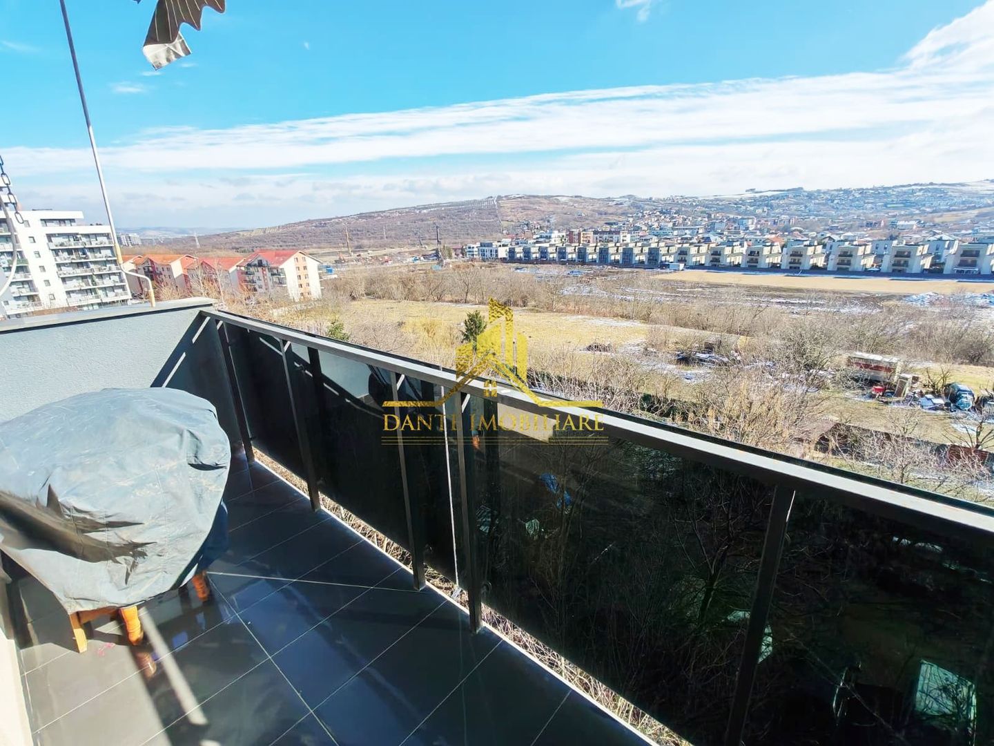 1 camera, decomandat, modern, bloc nou, parcare, balcon, Borhanci - Poză 6