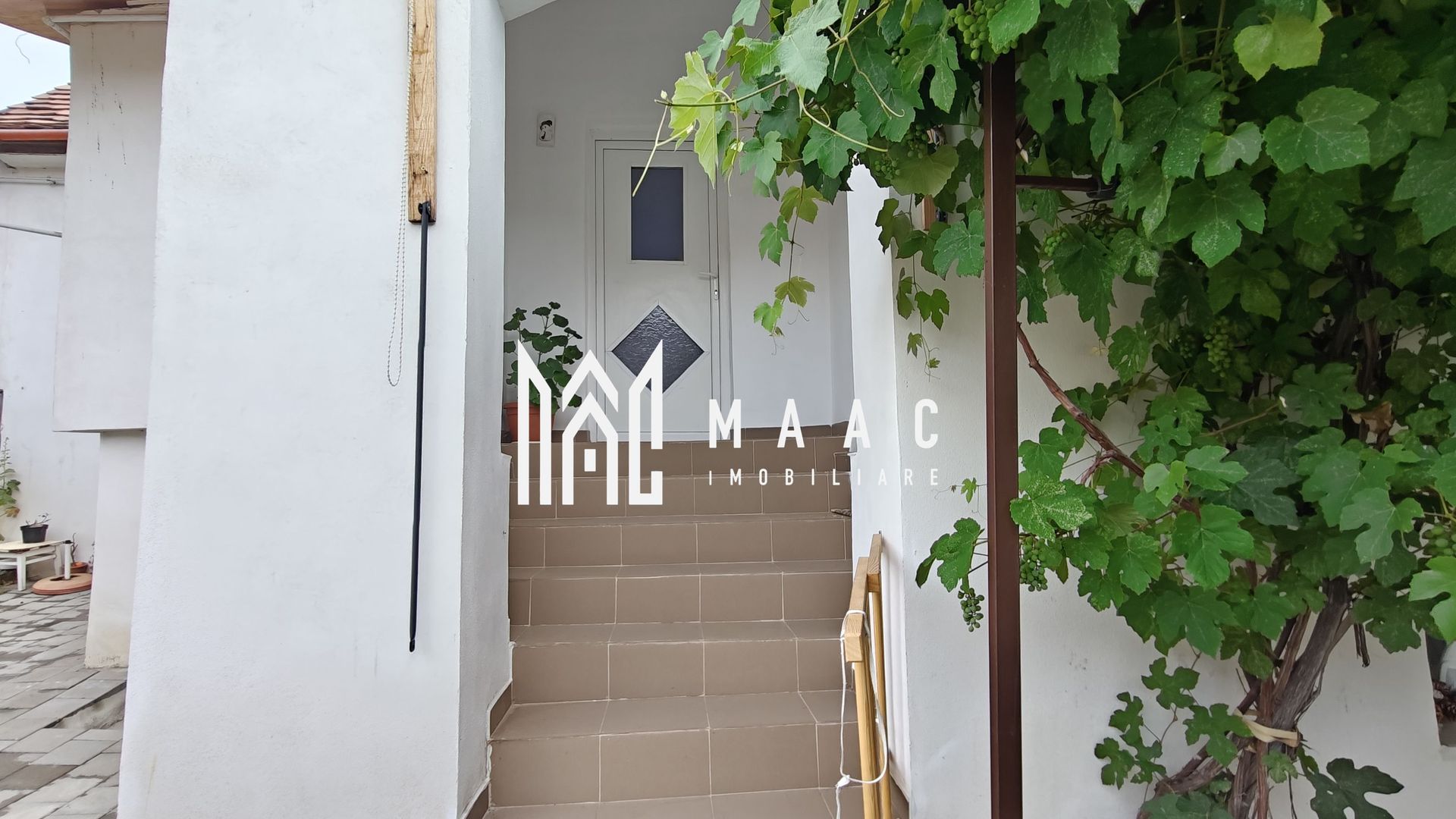 Casă 2 corpuri I 100 mpu  I Teren 970 mp I Front 25m I Săcel - Poză 15