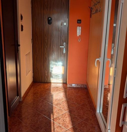 Mihai Bravu, Vatra Luminoasa, Piata Muncii - Poză 9