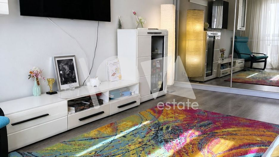 De vânzare: apartament 3 camere -renovat - Metrou Valea Ialomiței - Poză 1