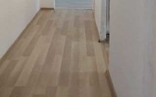 Oportunitate Apartament cu trei camere, Renovat int- zona Astra, 65 mp - Poză 3
