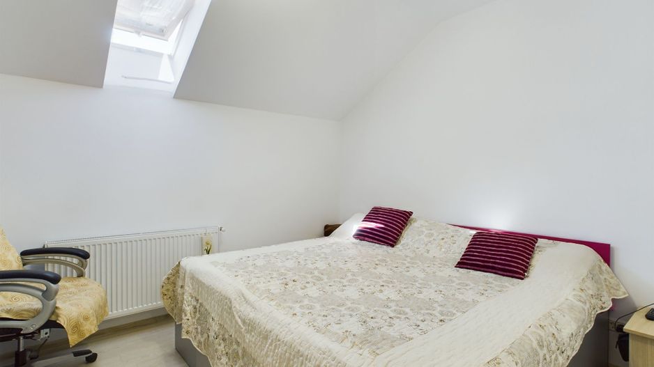 Casă individuală în Dumbrăvița - Poză 9