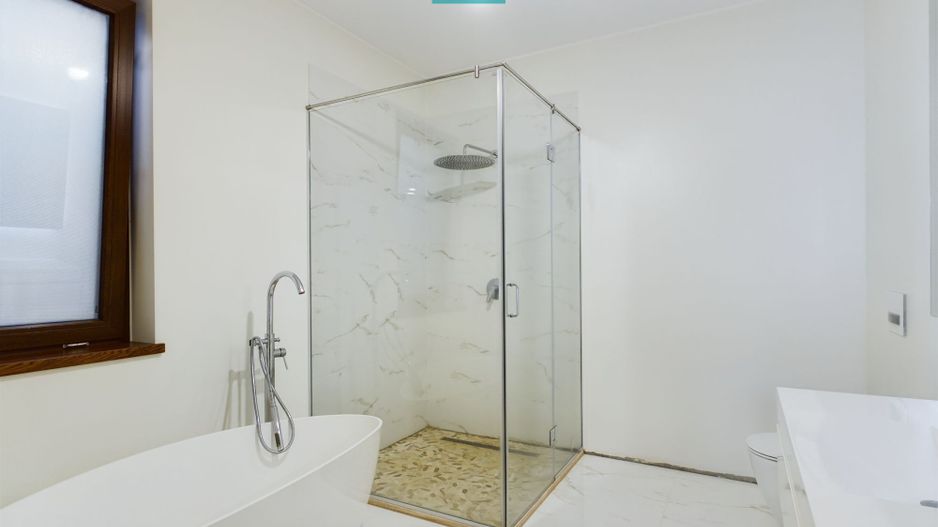 Vilă la sol cu 3 camere în Pârneava - Poză 16