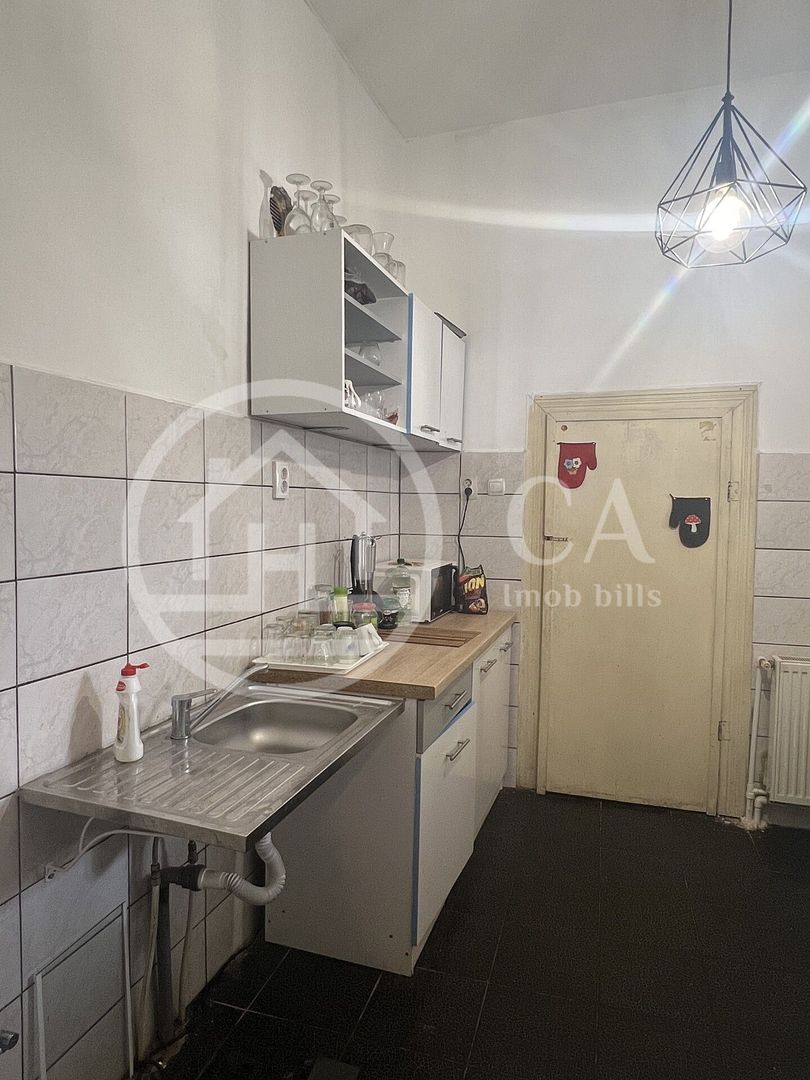 Casa cu 6 camere de inchiriat zona centrala, Oradea - Poză 7