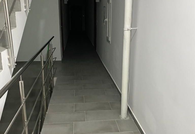 Garsoniera decomandata cu mutare imediata  langa STB - Poză 3