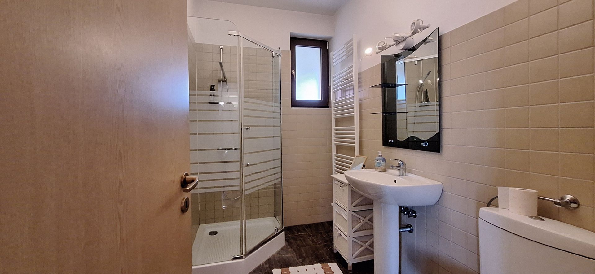 Casa individuala frumoasa si spatioasa in Giroc - Poză 22